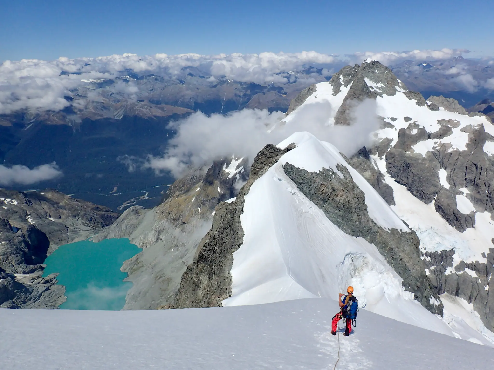 Descending the South-East Ridge of Mount Tutoko.